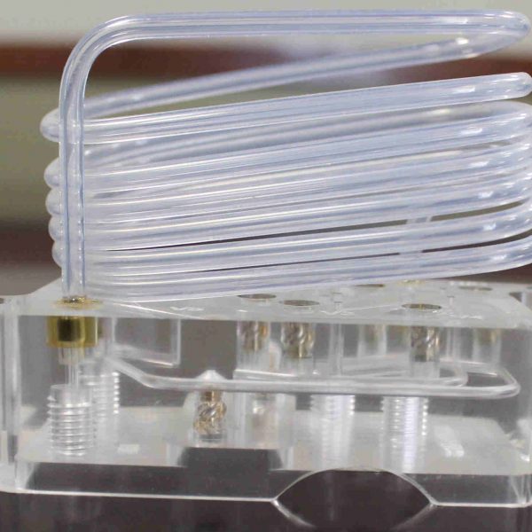 Plastic Manifold Assembly for an In Vitro Diagnostics (IVD) Machine